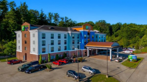 Holiday Inn Express & Suites Cross Lanes by IHG